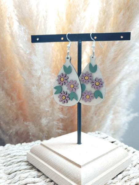 Boucles d'oreilles pendante goutte personnalisable "Fleurs couleurs en bois" Boucles d'oreilles printanières (Copie)