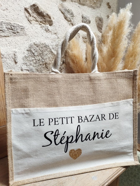 Cabas " Le petit bazar de ..." Cabas en toile de jute et coton personnalisable