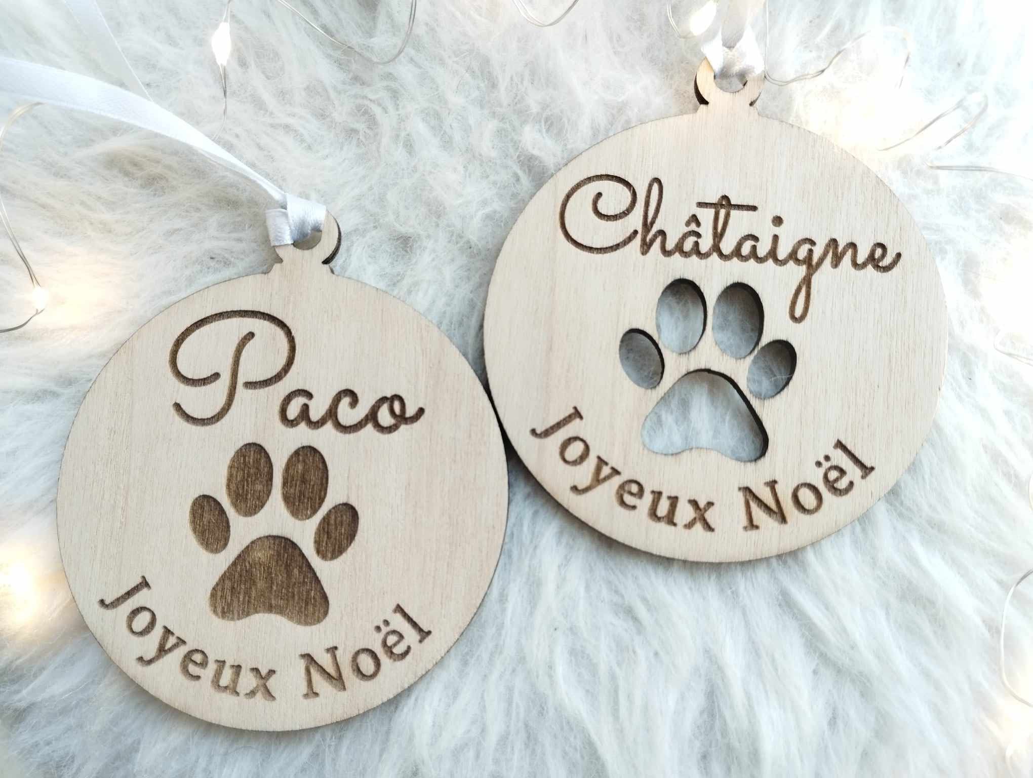 Boule de Noël personnalisée en bois gravé pour animaux