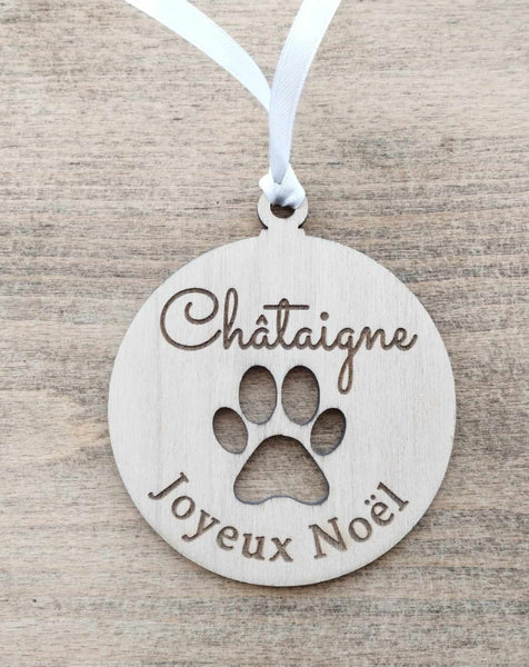 Boule de Noël personnalisée en bois gravé pour animaux