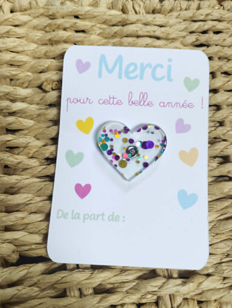 Pin's coeur merci maîtresse / cadeau de fin année scolaire / cadeau atsem/ cadeau nounou / pin's au choix/ pin's cœur
