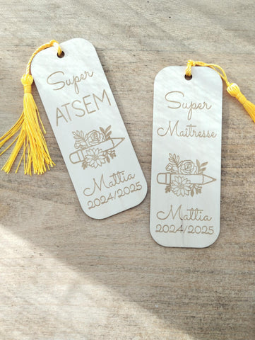 Marque-pages en bois avec pompon "Maître, Maîtresse, ATSEM ou Nounou"