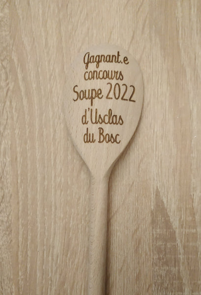 Cuillère en bois personnalisable